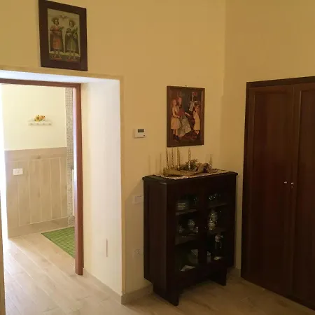 Charming In The Heart Of With Private Parking Apartmán