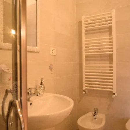Charming In The Heart Of With Private Parking