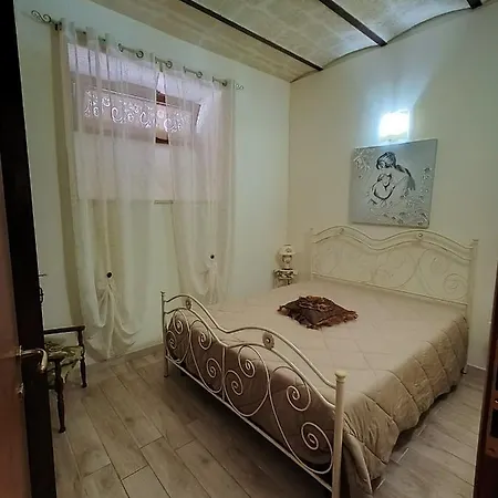 Charming In The Heart Of With Private Parking *